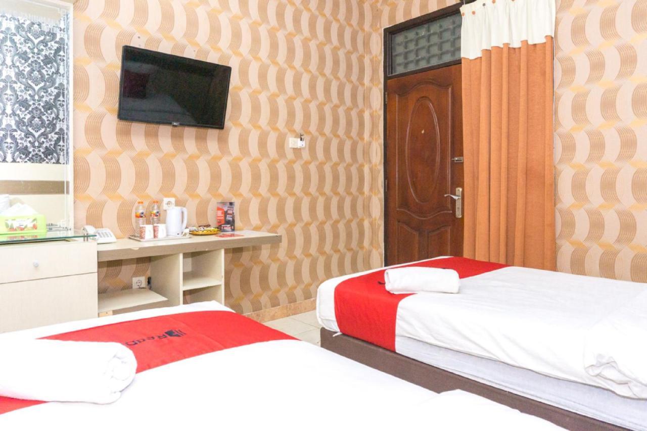 Hotel Reddoorz @ Tambolaka Sumba Lokokaki Esterno foto